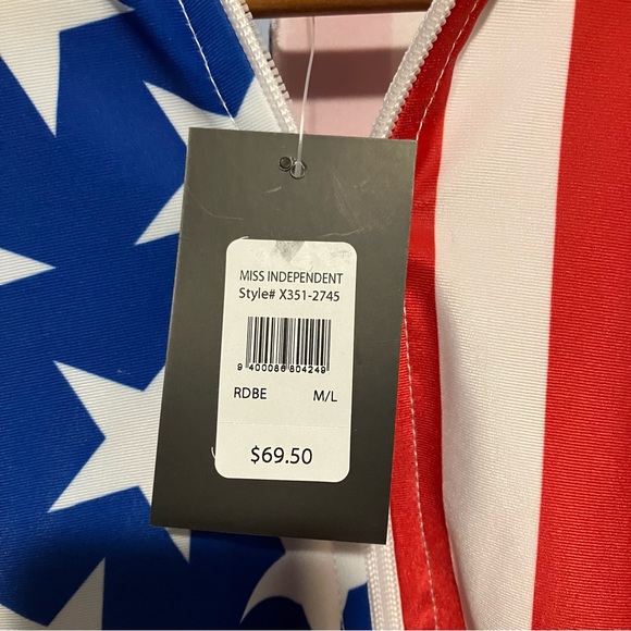 NWT Miss Independent Bodysuit - Size M/L - Picture 4 of 7